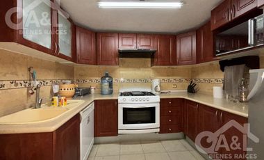 Propiedad en Venta a media cuadra de Avenida Americas