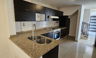 Casa en Venta Paseo Gardenias, Toluca EdoMex | Renta $13,300