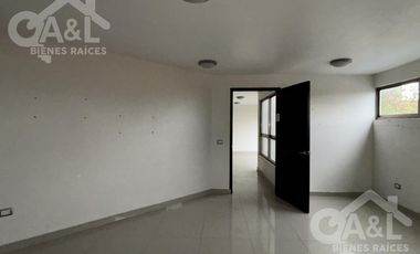 Gran oportunidad de renta comercial en Avenida Alpes