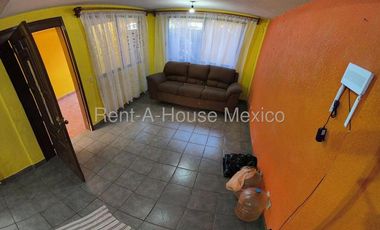 Casa en Renta en 	Villas de Guadalupe Xalostoc, Ecatepec de Morelos JL 25-2937.