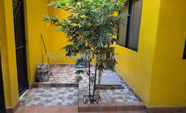 Casa en Renta en 	Villas de Guadalupe Xalostoc, Ecatepec de Morelos JL 25-2937.