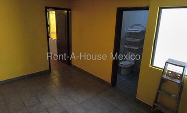 Casa en Renta en 	Villas de Guadalupe Xalostoc, Ecatepec de Morelos JL 25-2937.
