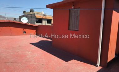 Casa en Renta en 	Villas de Guadalupe Xalostoc, Ecatepec de Morelos JL 25-2937.