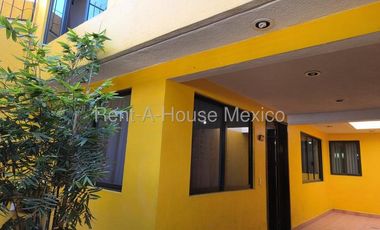 Casa en Renta en 	Villas de Guadalupe Xalostoc, Ecatepec de Morelos JL 25-2937.