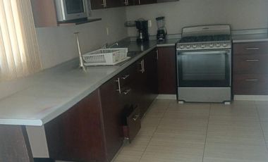 CASA EN RENTA EN AVENIDA UNIVERSIDAD VERACRUZANA