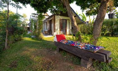 Private Pool Villa In Saraphi
