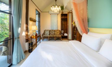 Private Pool Villa In Saraphi