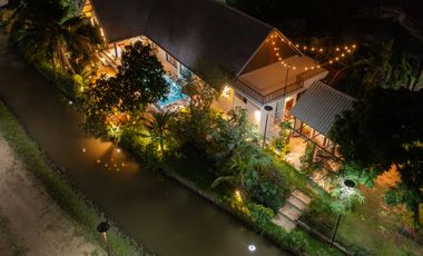 Private Pool Villa In Saraphi