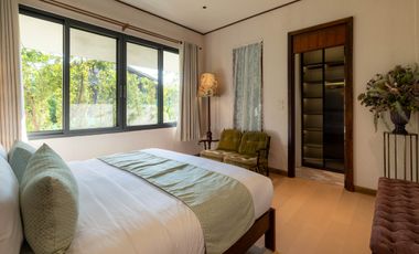 Private Pool Villa In Saraphi