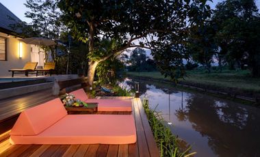 Private Pool Villa In Saraphi