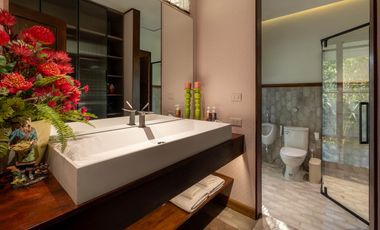Private Pool Villa In Saraphi