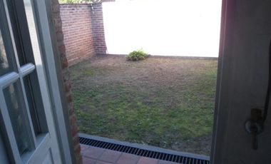 Duplex en alquiler en Lujan Centro