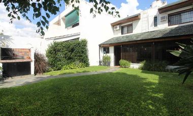 Casa en venta en Villa Sarmiento