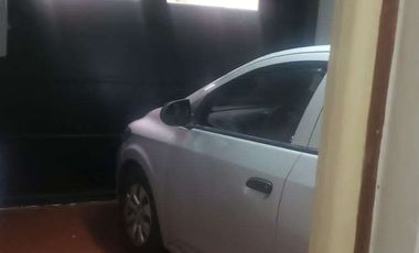 Casa en venta de 4 dormitorios c/ cochera en Villa Sarmiento