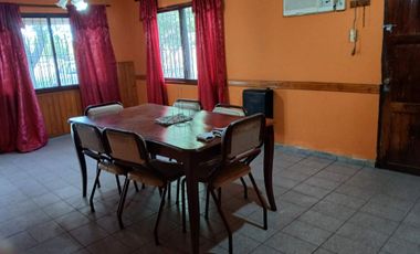 CASA DE 3 DORMITORIOS. VILLA ABERASTAIN. POCITO