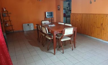 CASA DE 3 DORMITORIOS. VILLA ABERASTAIN. POCITO