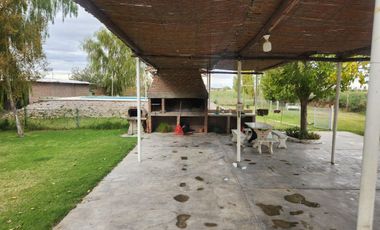 CASA QUINTA AMOBLADA. 4200 M2 DE TERRENO. POCITO