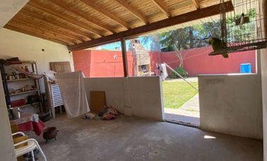 Casa en venta en Ezpeleta Este