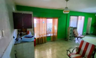 Casa en venta en Ezpeleta Este