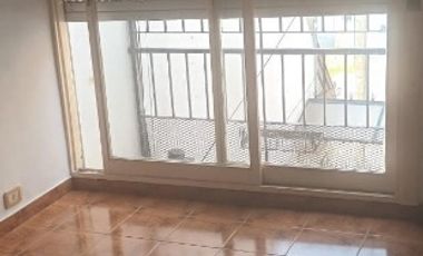 Casa PH en venta en Wilde Centro