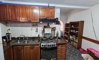 Alquiler Ph 3 ambientes moron centro amueblado