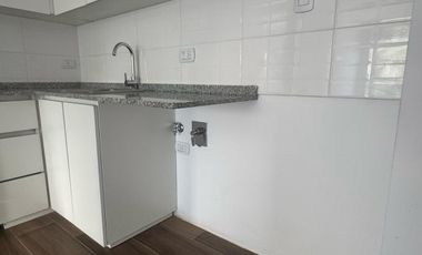 Alquiler de departamento 2 ambientes Con  balcón.
