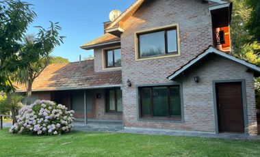 Venta Casa 6 ambientes en Sierra de los Padres