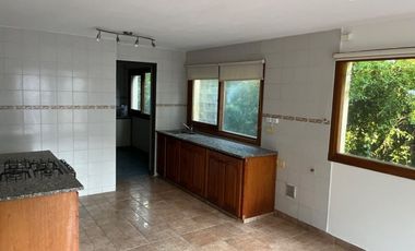 Venta Casa 6 ambientes en Sierra de los Padres