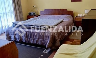 Local Comercial en Venta en Padre Hurtado- Alto Las Condes-Av. Kennedy