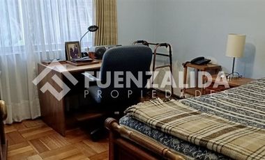 Local Comercial en Venta en Padre Hurtado- Alto Las Condes-Av. Kennedy
