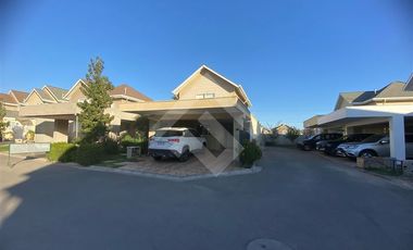 Casa en Venta en Condominio Plaza Buin III/ Víctor Troncoso Muñoz