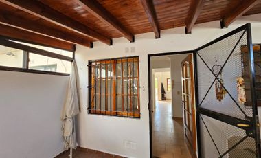 CASA/ DUPLEX 3 AMBIENTES COCHERA/PILETA/ALTILLO