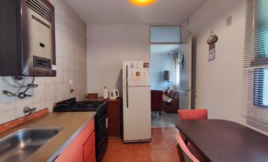 CASA 4 AMBIENTES EN VENTA EN QUILMES OESTE QUINCHO