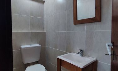CASA 4 AMBIENTES EN VENTA EN QUILMES OESTE QUINCHO