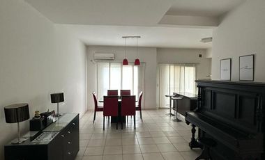 ALQUILER  CASA 4 AMBIENTES NORDELTA