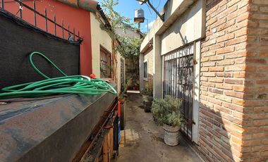 VENTA CASA 3 AMB A REFACCIONAR EZPELETA