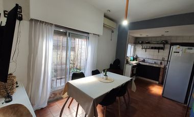 VENTA CASA 3 AMB A REFACCIONAR EZPELETA
