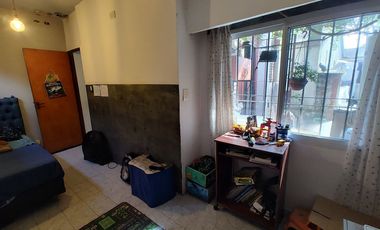 VENTA CASA 3 AMB A REFACCIONAR EZPELETA