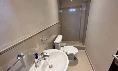 VENTA BLOQUE CASA CON 2 DEPTO 3 AMB C/U QUILMES O