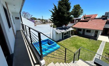 VENTA BLOQUE CASA CON 2 DEPTO 3 AMB C/U QUILMES O
