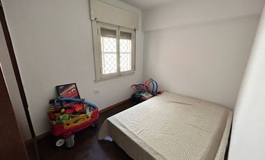 VENTA BLOQUE CASA CON 2 DEPTO 3 AMB C/U QUILMES O
