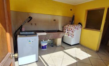 Casa en Venta en Manuela Errazuriz con Departamental