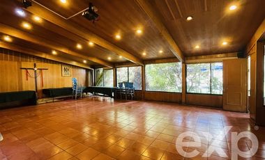 Casa en Arriendo en Moneda entre Cienfuegos y Barroso