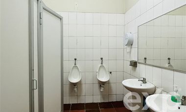 Casa en Arriendo en Moneda entre Cienfuegos y Barroso