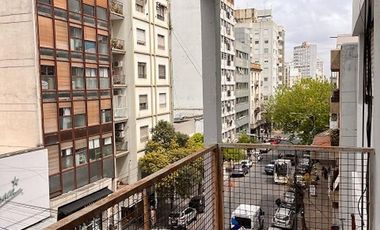 ALQUILER Departamento 2 dormitorios - Balcón.
