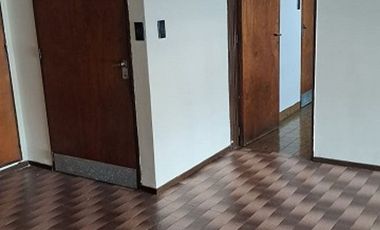 ALQUILER Departamento 2 dormitorios - Balcón.