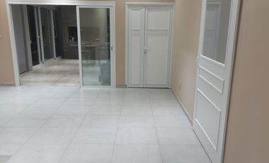 ALQUILER CASA 4 DORMITORIOS, PLOTTIER, NEUQUEN
