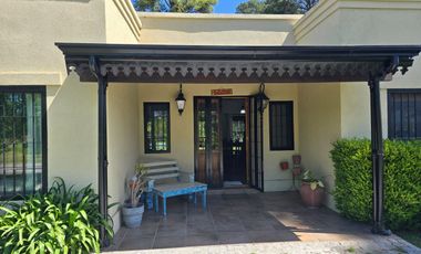 Venta Casa 6 ambientes en Exaltacion de la Cruz