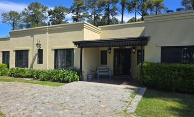 Venta Casa 6 ambientes en Exaltacion de la Cruz