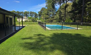 Venta Casa 6 ambientes en Exaltacion de la Cruz